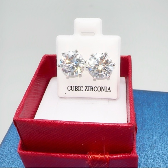 ✨ Elegant 925 Sterling Silver Cubic Zirconia Stud Earrings – 3 CT*2 5A New ✨ - Picture 3 of 8